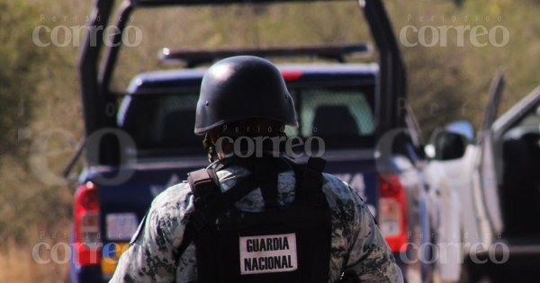 Elementos de la Guardia Nacional agreden a un hombre en León; los captan en video