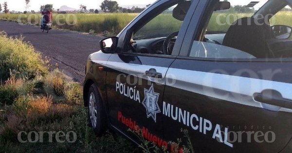 Hombre es atacado a balazos y fallece en un taller mecánico en Pueblo Nuevo