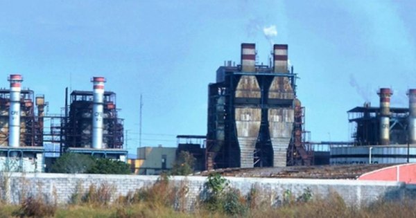 Cae andamio con seis trabajadores en la Termoeléctrica de CFE en Salamanca