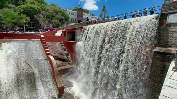 Celebran más de 3 mil personas la apertura de la Presa de la Olla en Guanajuato capital