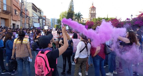 Marcha feminista en Irapuato: denuncia por ‘maltratos’ a presidencia no ha procedido