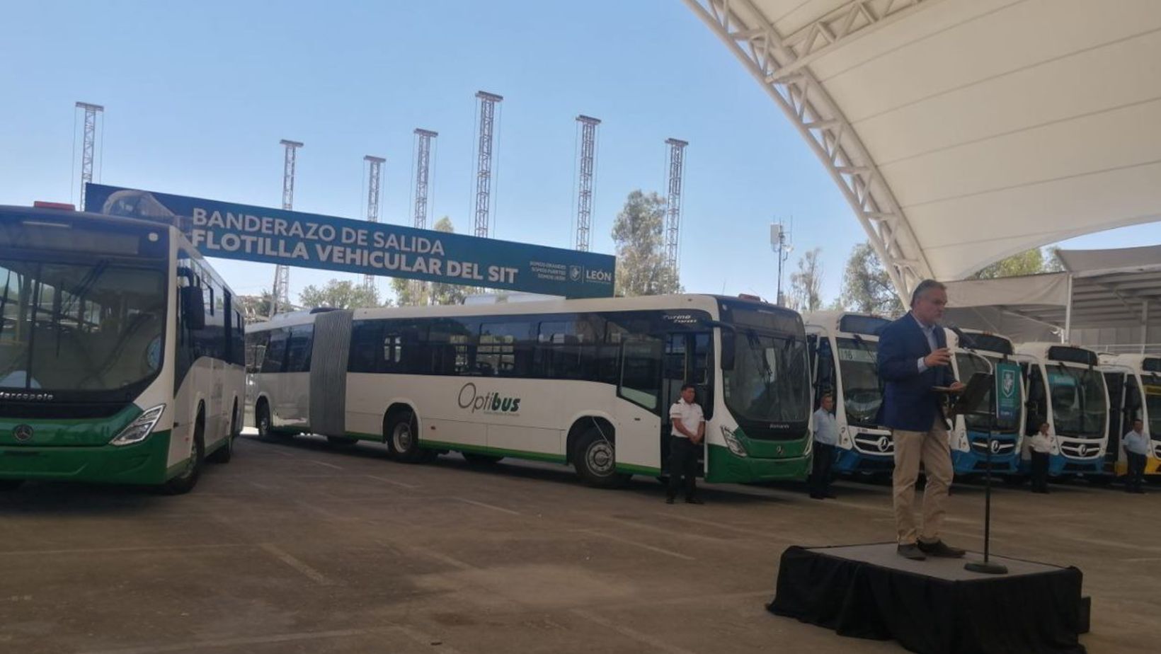 Ayuntamiento asegura el control de 95 millones de pesos para modernización del transporte urbano de León