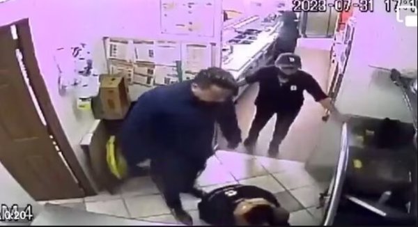 Empresario y peleador de MMA golpea a joven empleado de 15 años en Subway de San Luis Potosí