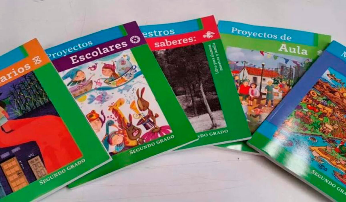 PAN llama a parar distribución de libros de texto gratuito en Guanajuato y desecharlos