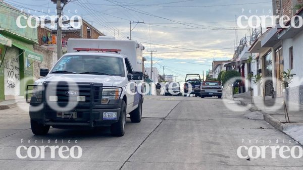 Dejan cuerpo envuelto entre cobijas en la colonia San Martín de Porres en León