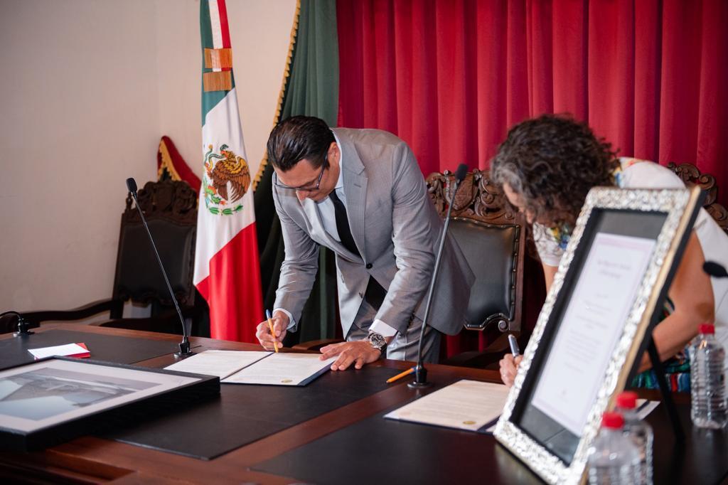 San Miguel de Allende y Palm Springs firman acuerdo de hermanamiento 