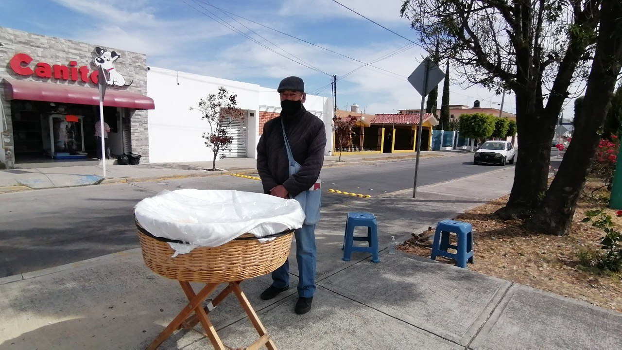 Don Donas, reconocido comerciante de Salamanca, pide apoyo para superar su neumonía 