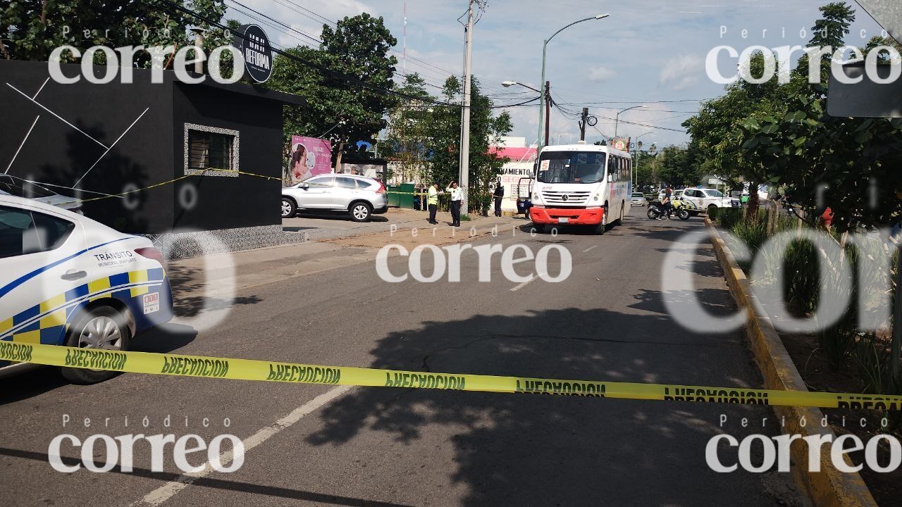 Ciclista de 60 años muere atropellado por un camión del transporte público en Irapuato