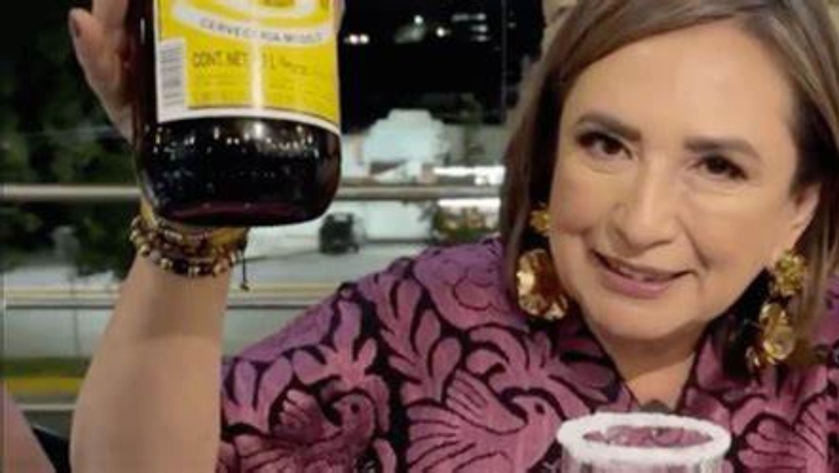 Xóchitl Gálvez enfrenta burlas en redes por comentarios sobre micheladas en debate presidencial