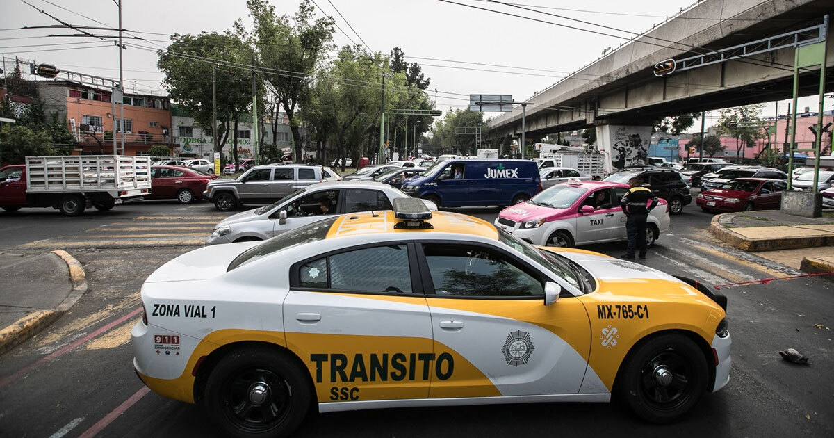 Detienen a ex tránsito de la CDMX por golpear a policía de León y robarle su arma