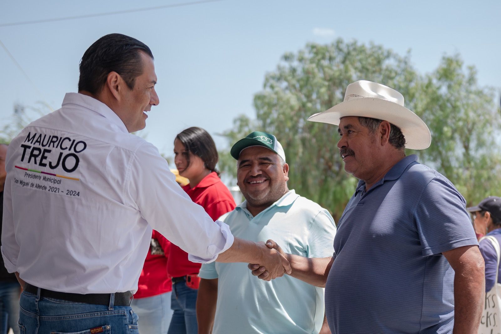 Entrega gobierno apoyo de fertilizante a campesinos de San Miguel de Allende