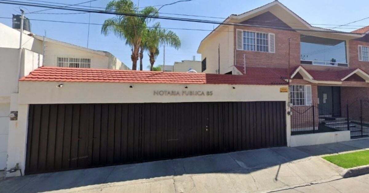 Notario acusado de fraude inmobiliario en León, Guanajuato falta a audiencias; piden se le lleve a la fuerza