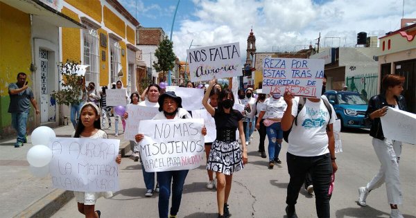 Familia de Aurora no descarta reiniciar marchas para exigir justicia por su feminicidio en Silao