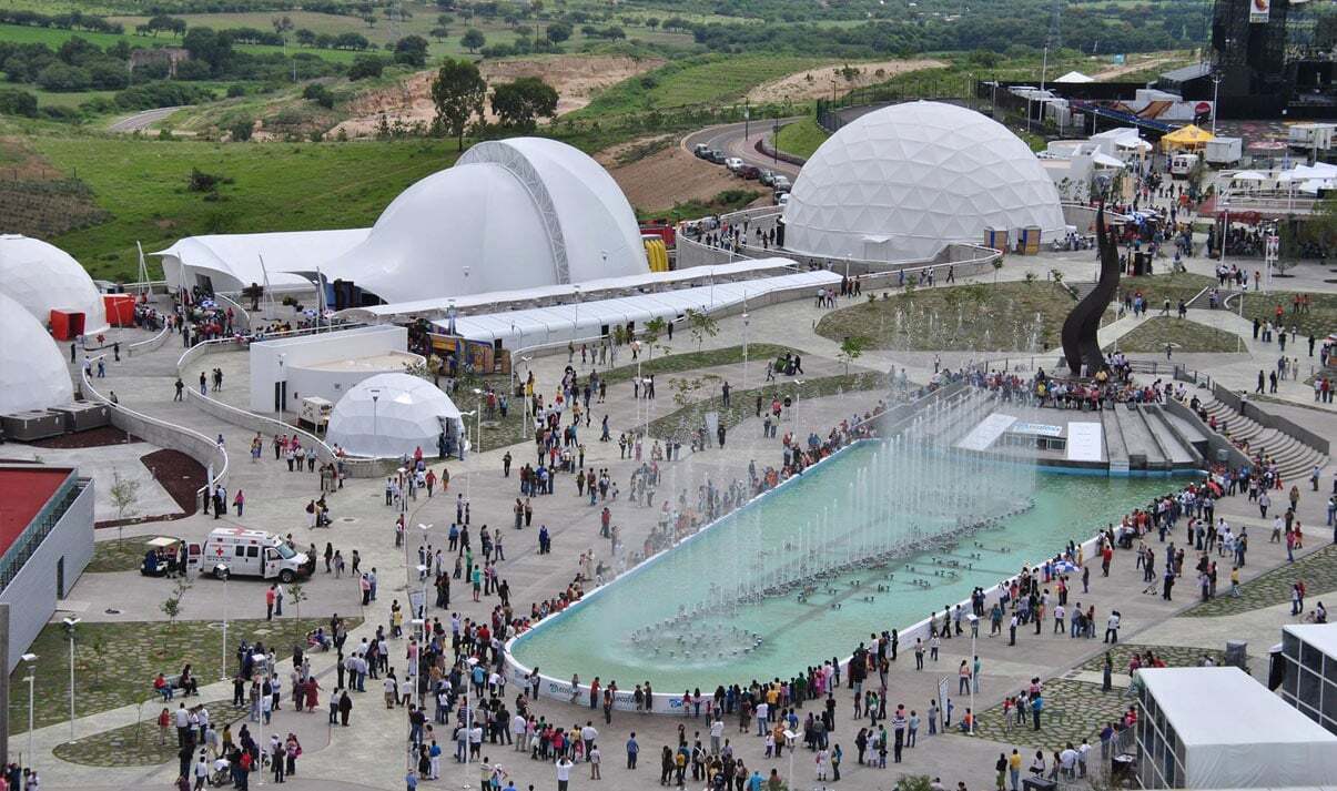 Atiende Parque Guanajuato Bicentenario a comerciantes  de Feria de Fiestas Patrias