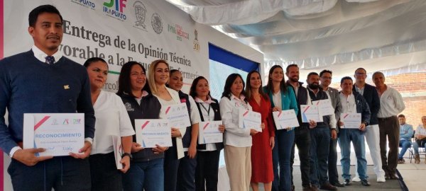 Escuela de Enfermería del DIF Irapuato ya tiene validez oficial tras 8 años 