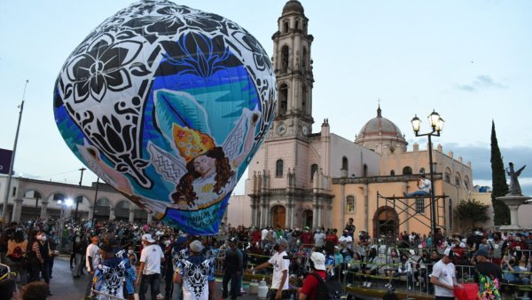 Presentan homenaje a San Miguel Arcángel en festival de globos de Cantoya en Uriangato