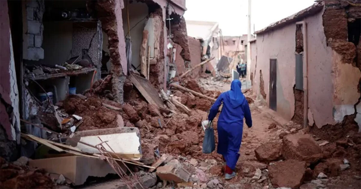 Suman casi tres mil víctimas tras terremoto en Marruecos 