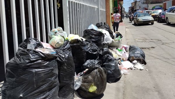 Por día León produce tanta basura para llenar más de 140 camiones