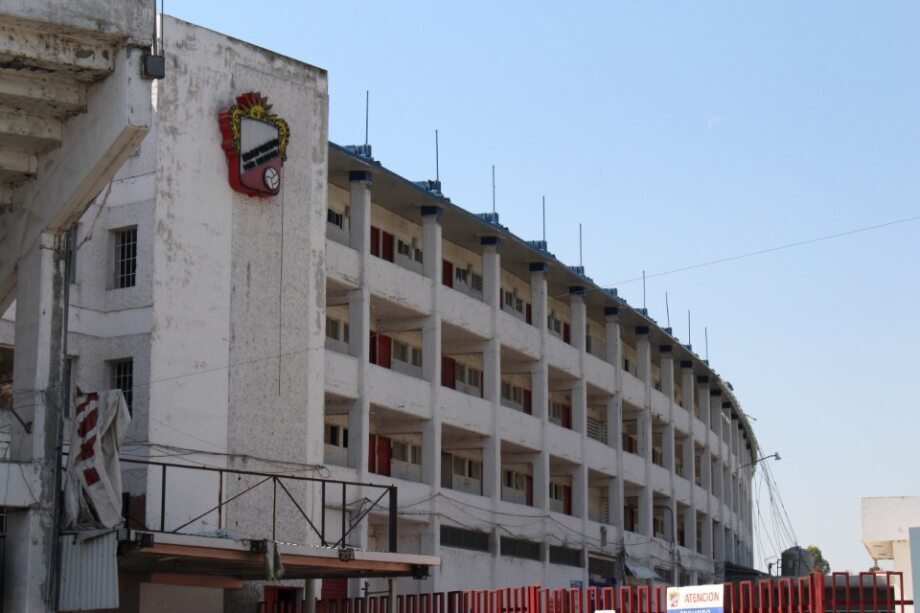 Darían descuento a estadio Sergio en León en Irapuato en su pago de predial, ¿a cuánto asciende su deuda? 