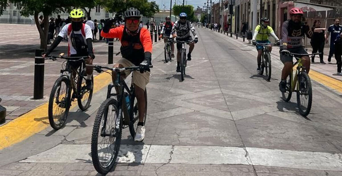 Coche, bicicleta o la ‘oruga’: ¿qué transporte es más rápido en León?