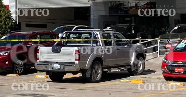 León: le roban 150 mil pesos y lo balean; la víctima de 56 años venía de Silao 