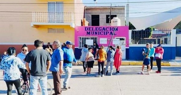 Renuncia subdelegada de Tenería del Santuario en Celaya; pese a protestas, delegada sigue en el cargo  