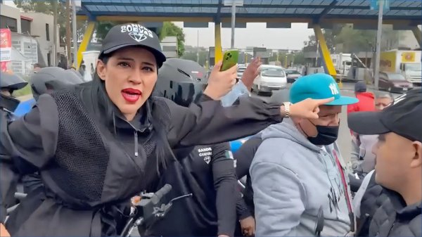 '¡Fuera Sandra Cuevas!' tampoco en Cuautepec recibieron de buena gana a la alcaldesa (Video)