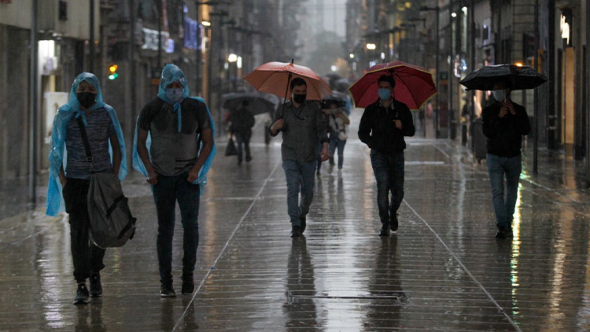 Interacción entre las tormentas tropicales 'Max' y 'Lidia' provocarán fuertes lluvias en estos estados 