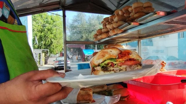 ¿Conoces las famosas tortas panteoneras de Salamanca? Un ícono gastronómico desde hace 40 años