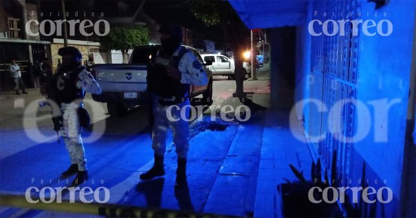 Asesinan a padre e hijo por resistirse a asalto en colonia Bajada de San Martín de Irapuato