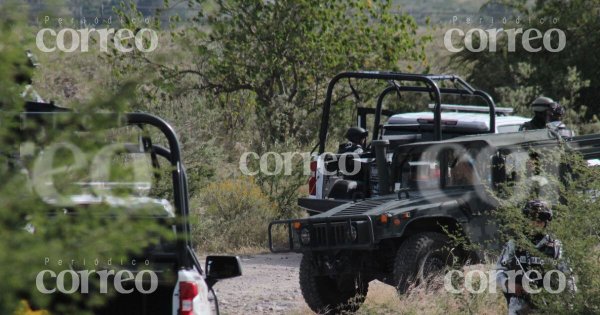 Abandonan los cuerpos de tres personas en la comunidad de San José Agua Azul en Apaseo el Grande 