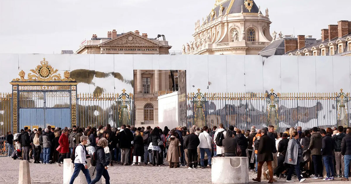 Francia: Palacio de Versalles es desalojado por quinta vez ante amenazas de bomba