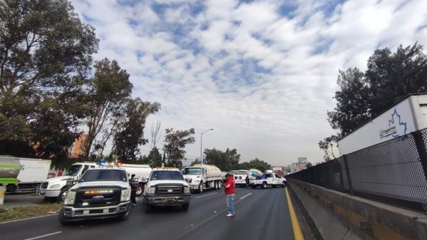 ¿Qué pasó en la autopista México-Querétaro? Reportan filas de más de 7 km 