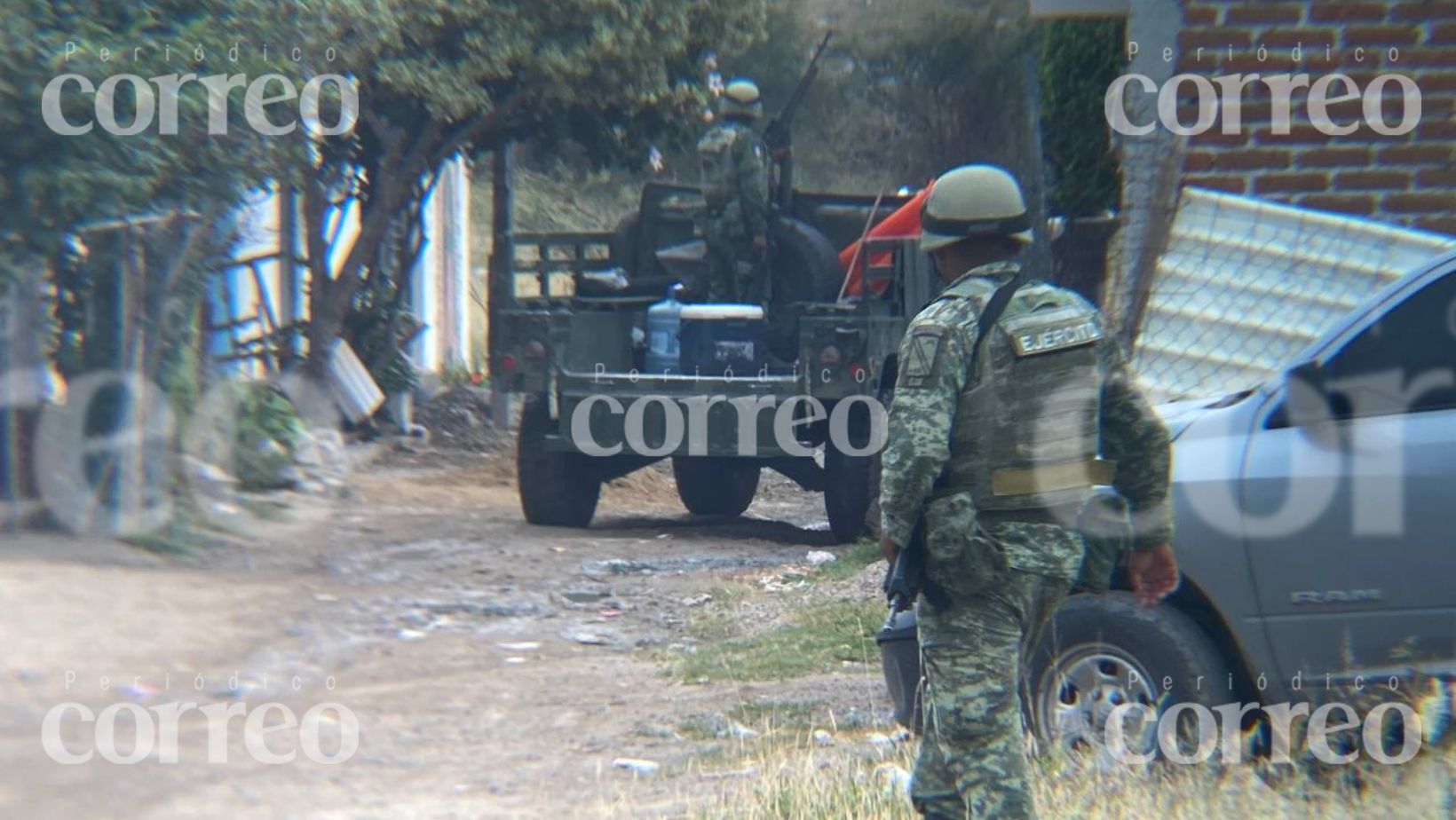  Operativo termina en enfrentamiento armado entre policías y civiles en la colonia la Fragua de León