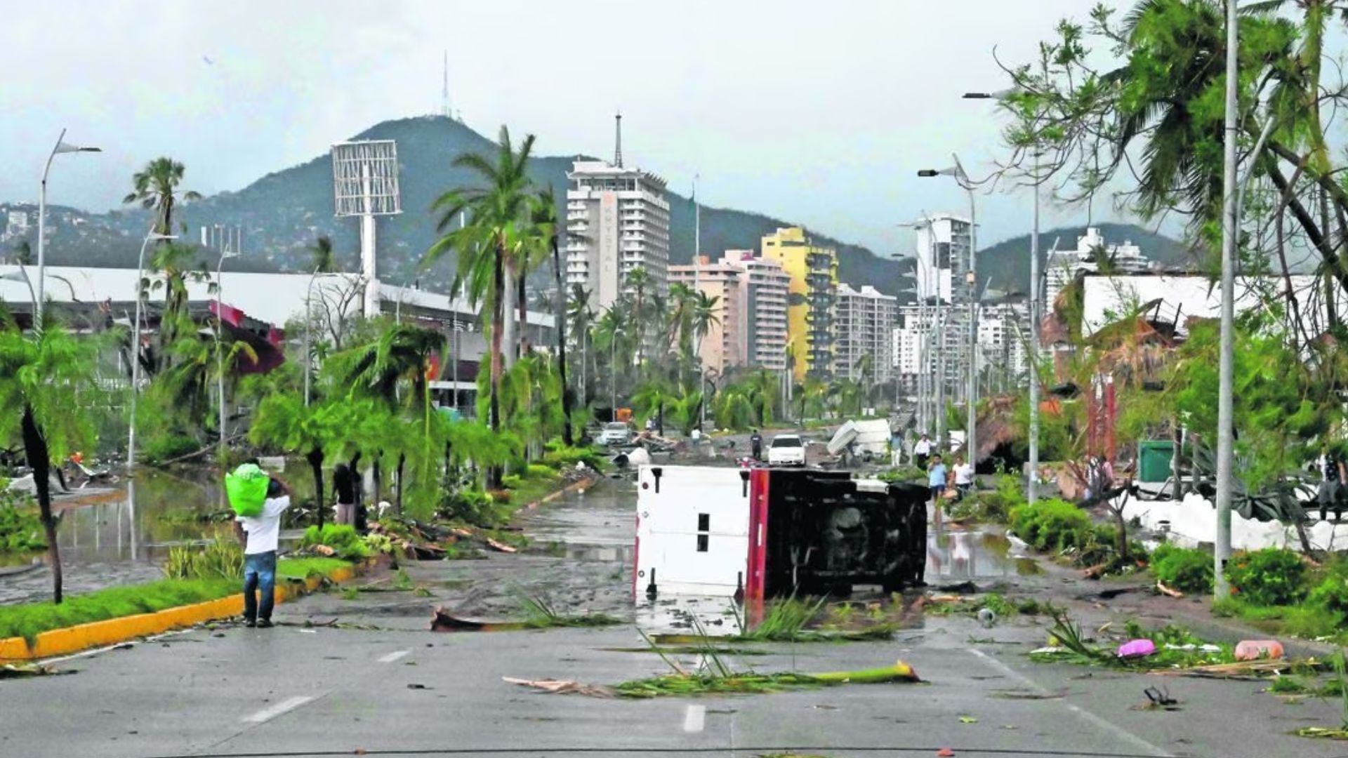 Fonden vs Bono catastrófico2023: para Acapulco, ¿resulta en realidad rentable?