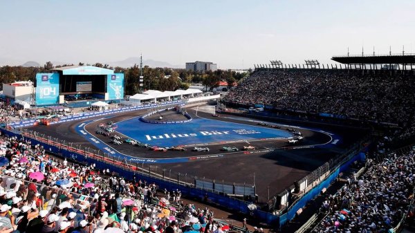 ¿Qué pasó en el Autódromo de la CDMX? Hay tres policías heridos y un muerto