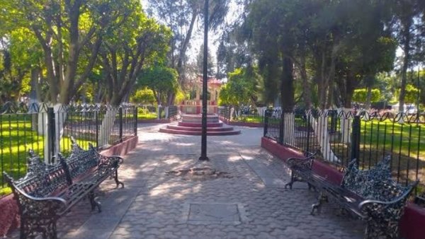 ¿La has visto? Esta es la aterradora leyenda de la niña que se aparece en el Parque Zaragoza de Acámbaro