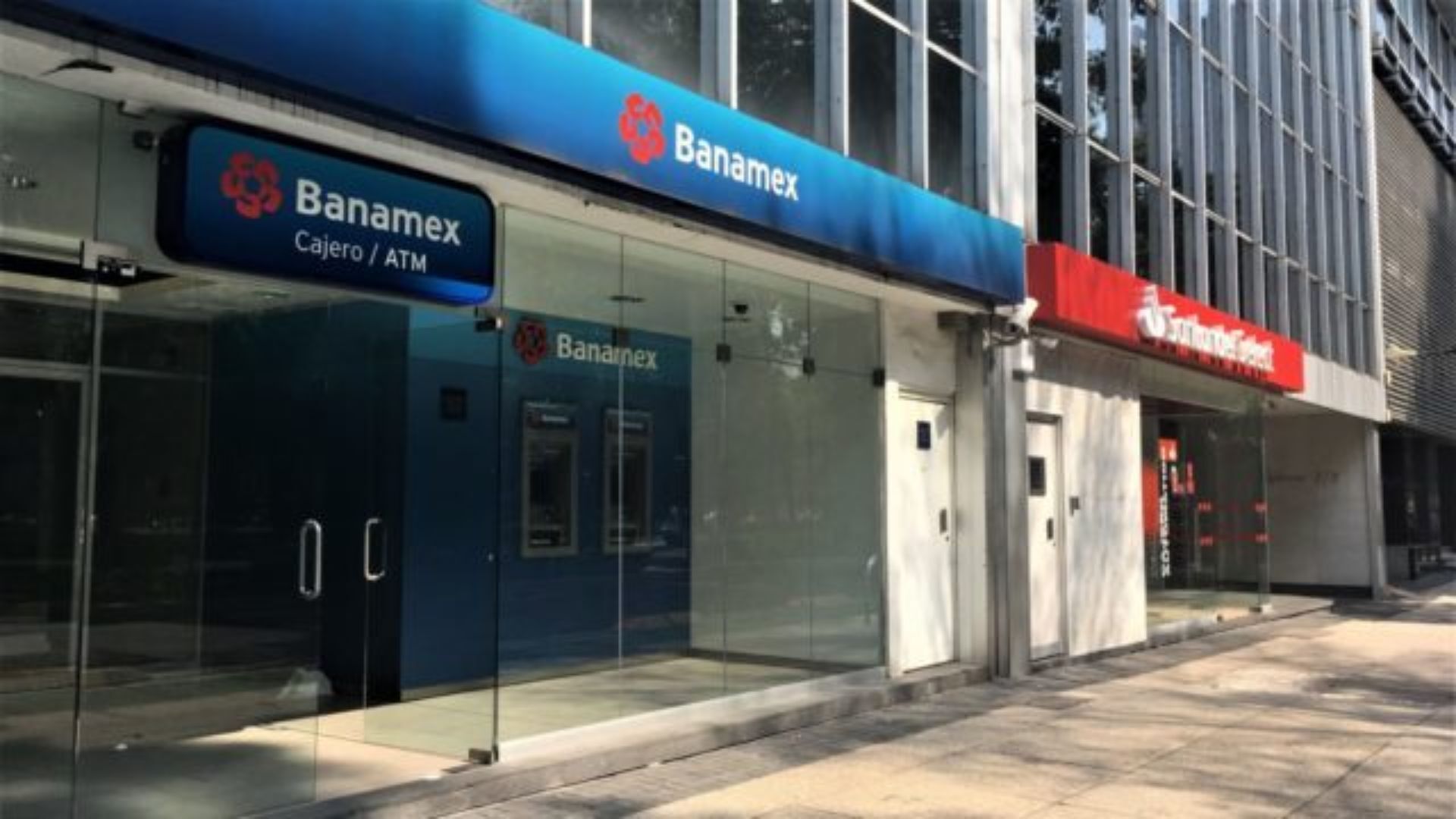 ¿Hoy y mañana 2 de noviembre abren los bancos en México por el Día de Muertos?