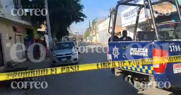 Asesinan a mujer policía en Silao; su compañero queda herido y menor de 4 años recibe bala perdida