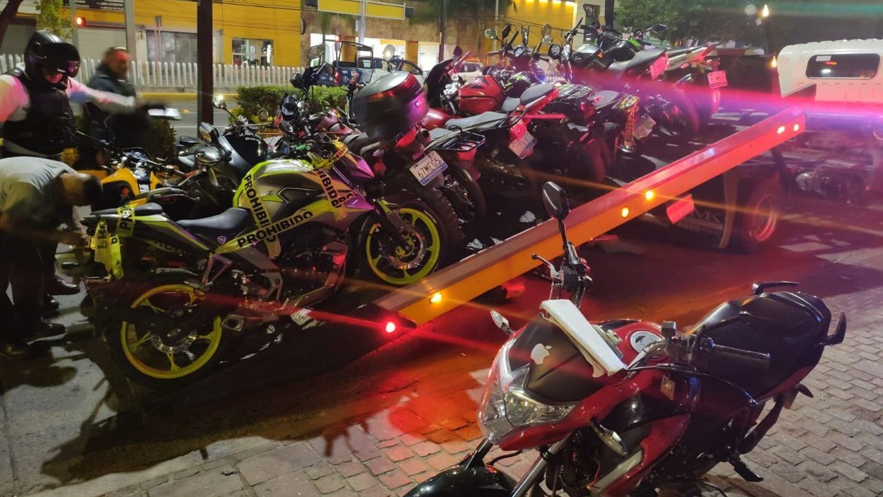 Decomisan 146 motocicletas en León en una sola noche por “caravanas del terror“