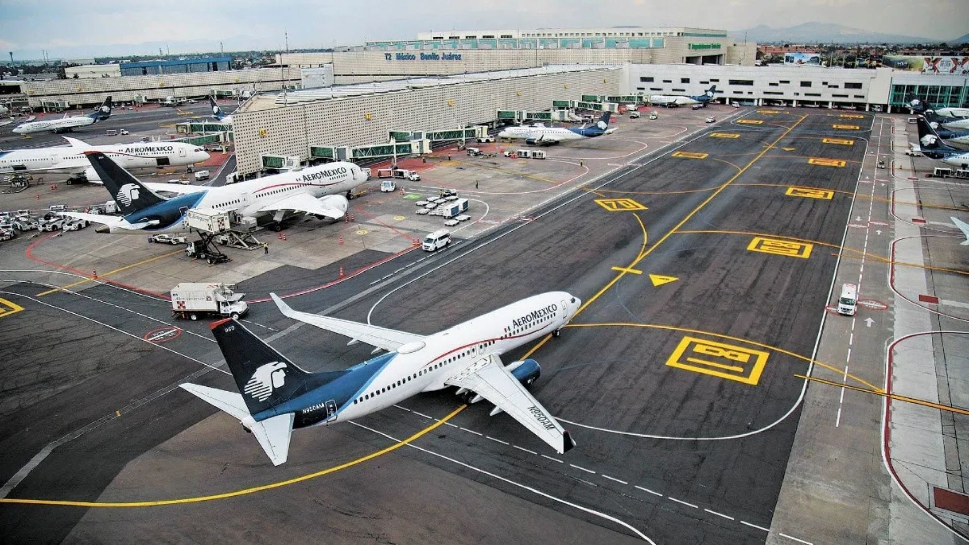 ¿Por qué los aeropuertos AICM y AIFA suspendieron sus operaciones hoy por más de 3 horas?