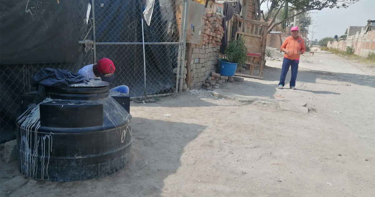 Vecinos de San Juan de Abajo inician amparo contra SAPAL en León por tenerlos más de 10 años sin agua