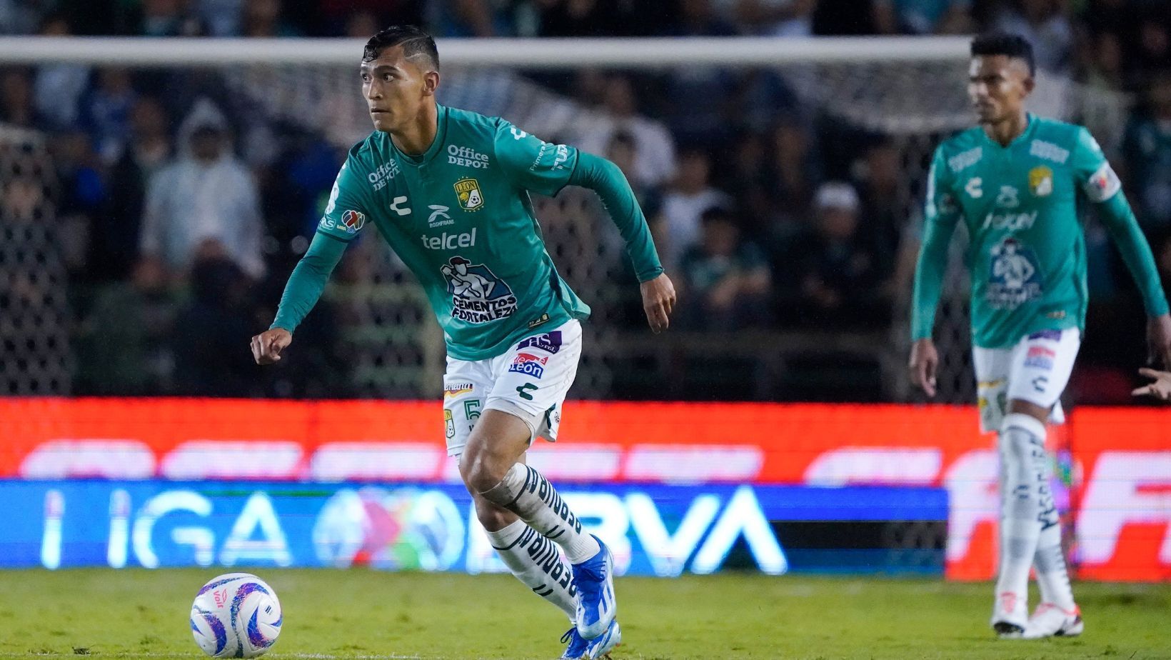 León asegura su pase al vencer 2-1 a los Bravos de Juárez en último partido del Apertura 2023