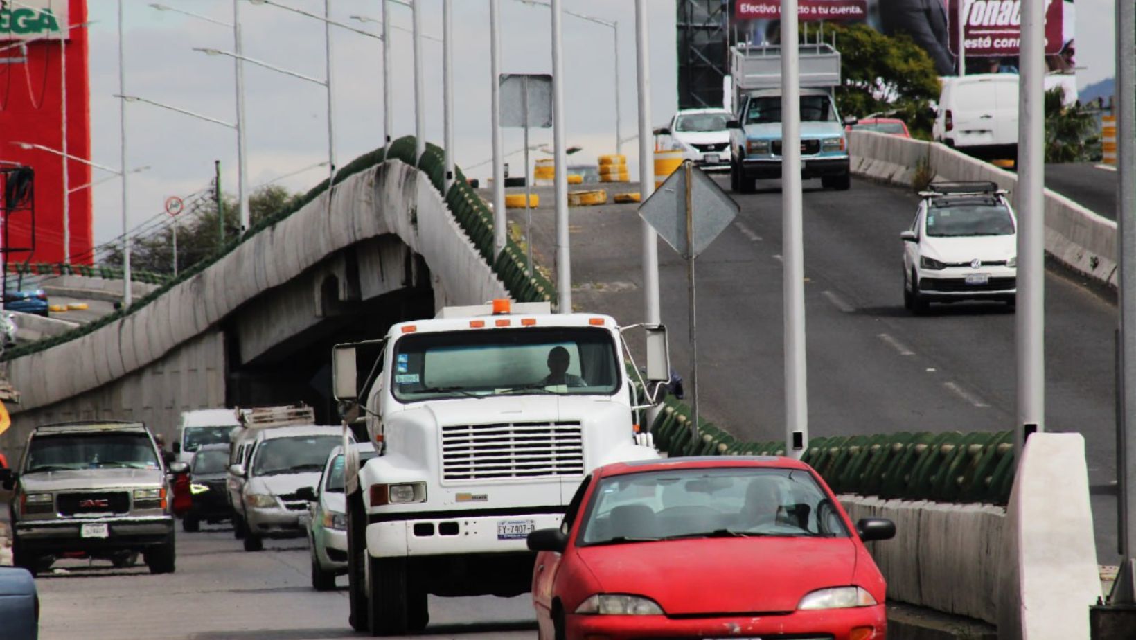  ¡Toma precauciones! Cerrarán el Puente de Avenida Constituyentes en Celaya a partir de esta fecha