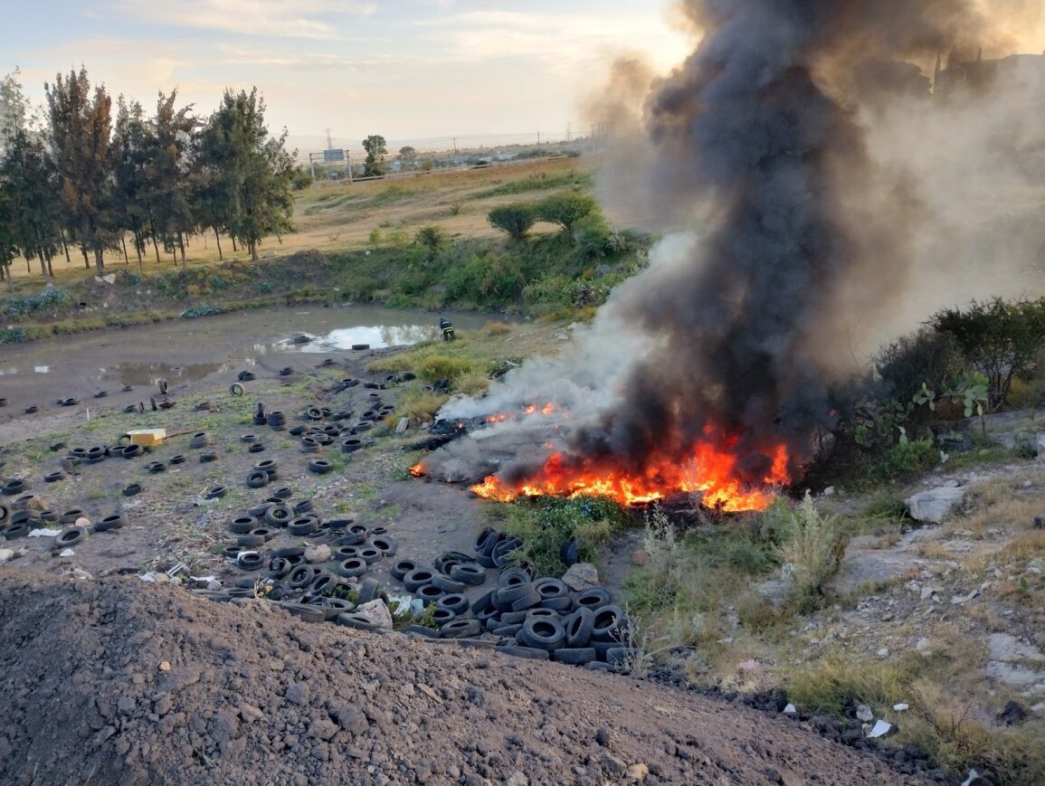 Ignoran basurero clandestino en Pénjamo, pese a frecuentes incendios provocados