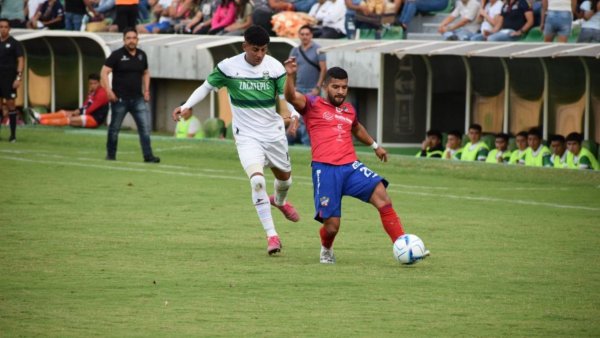 Trinca Fresera de Irapuato domina con una victoria contundente 3-0 ante Escorpiones del Zacatepec