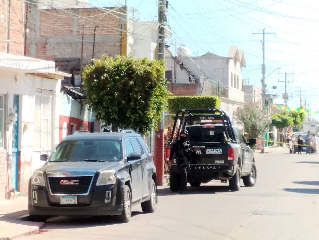 Balacera en Lindavista de Celaya termina con tres muertos y un incendio