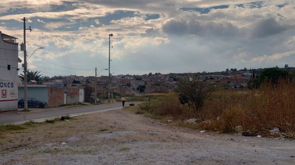 Barranca de Venaderos en León se queda sin agua, así viven los vecinos con el desabasto