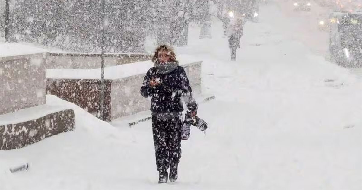 Rusia se congela con temperaturas de 50 grados bajo cero; la mayor nevada en 150 años