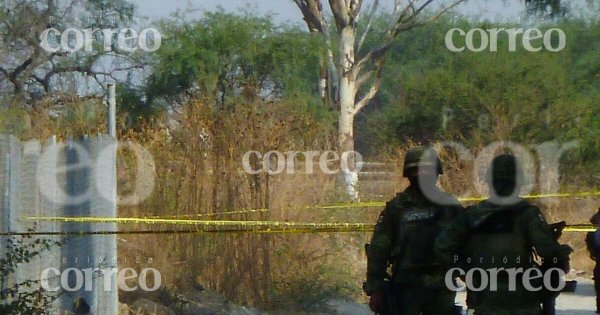 Hallan cadáver maniatado en Puerta de Andaracua, Valle de Santiago